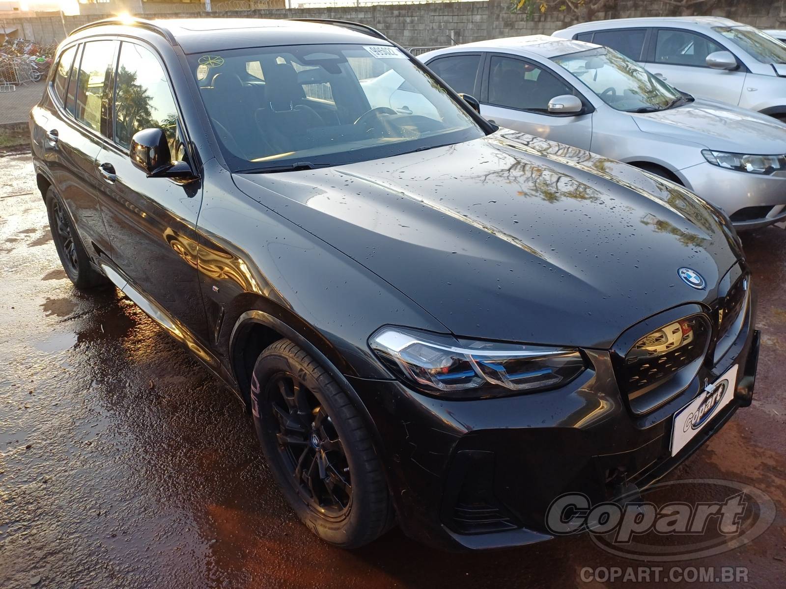 BMW iX3 2023 Elétrico