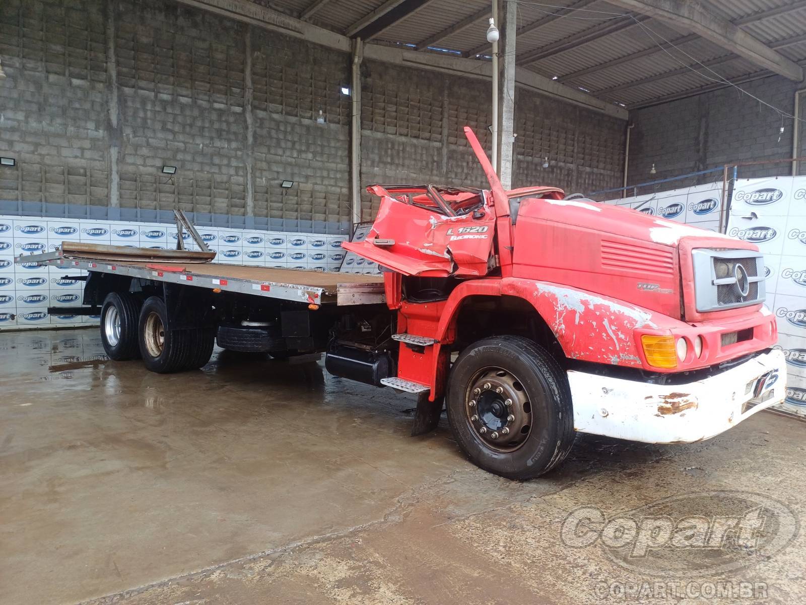 Veículo MERCEDES-BENZ L 1620 MERCEDES BENZ L-1620 2011 2012 em leilão