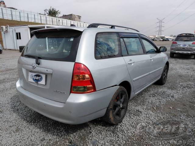2005 TOYOTA FIELDER 