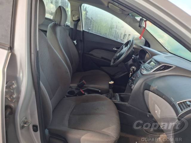 2015 HYUNDAI HB20S 