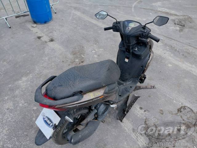 2025 YAMAHA FLUO 