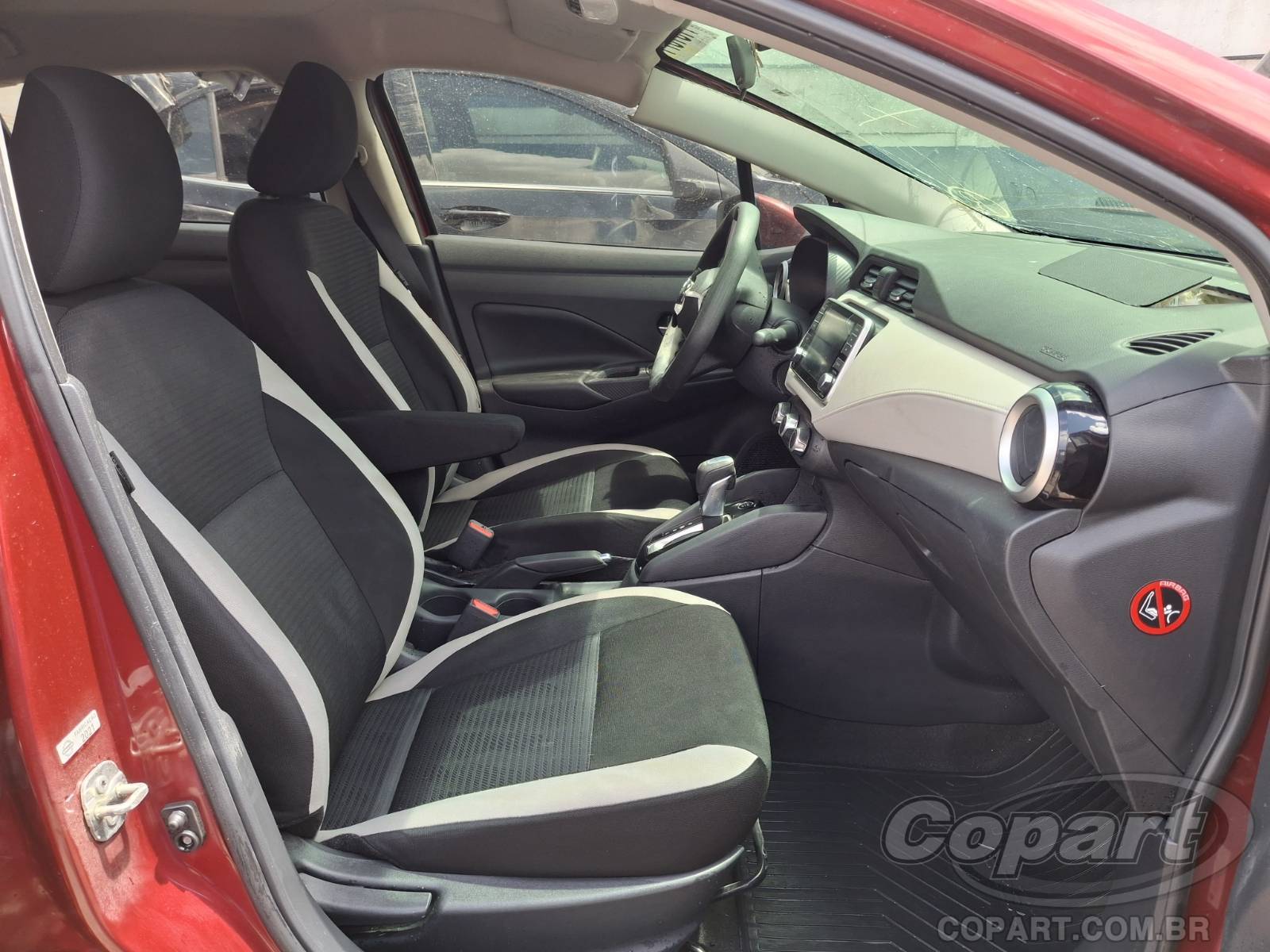2022 NISSAN VERSA — foto 5 de 12