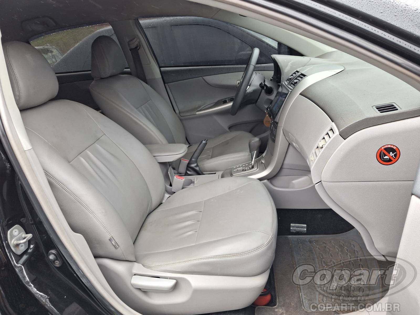 2009 TOYOTA COROLLA — foto 5 de 12