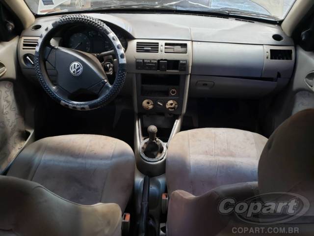2001 VOLKSWAGEN GOL 