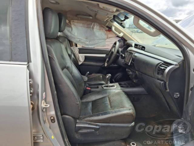 2016 TOYOTA HILUX CD 