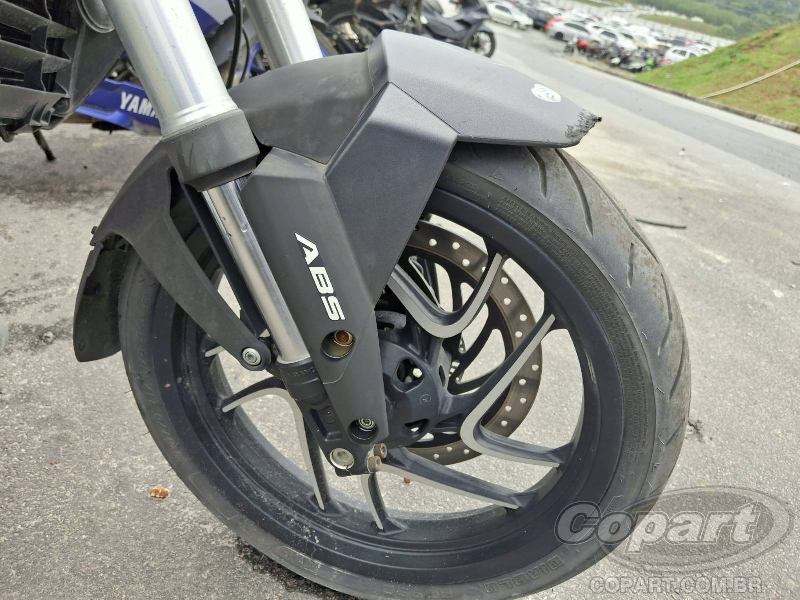 Foto 8 de 10: 2024 BAJAJ DOMINAR