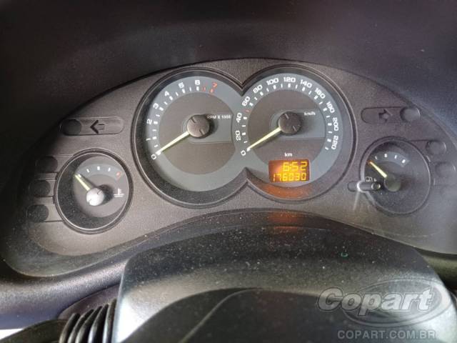 2011 CHEVROLET CLASSIC 