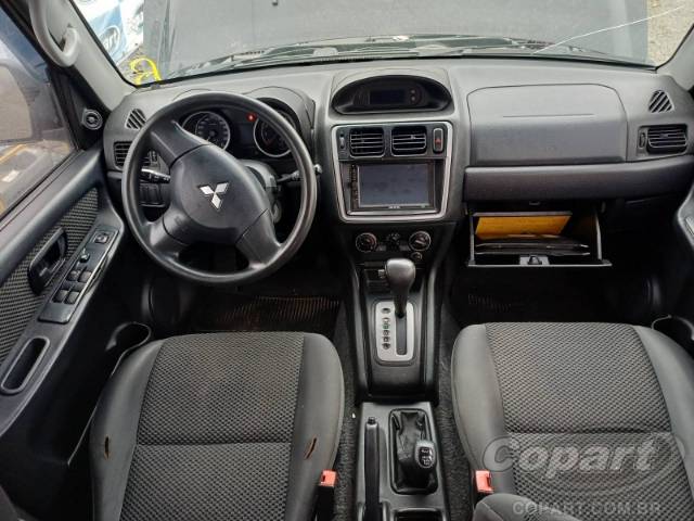2011 MITSUBISHI PAJERO TR4 