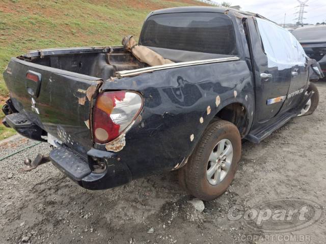 2011 MITSUBISHI L200 TRITON 