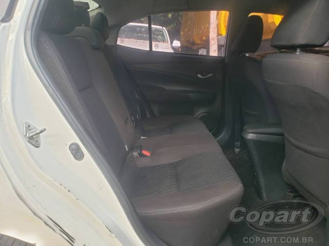 2021 TOYOTA YARIS SEDA 