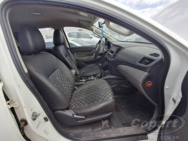 2023 MITSUBISHI L200 TRITON 