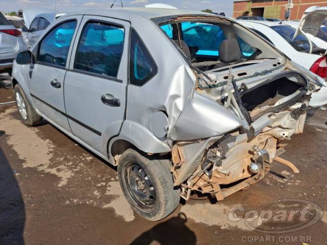 2009 FORD FIESTA SEDAN 