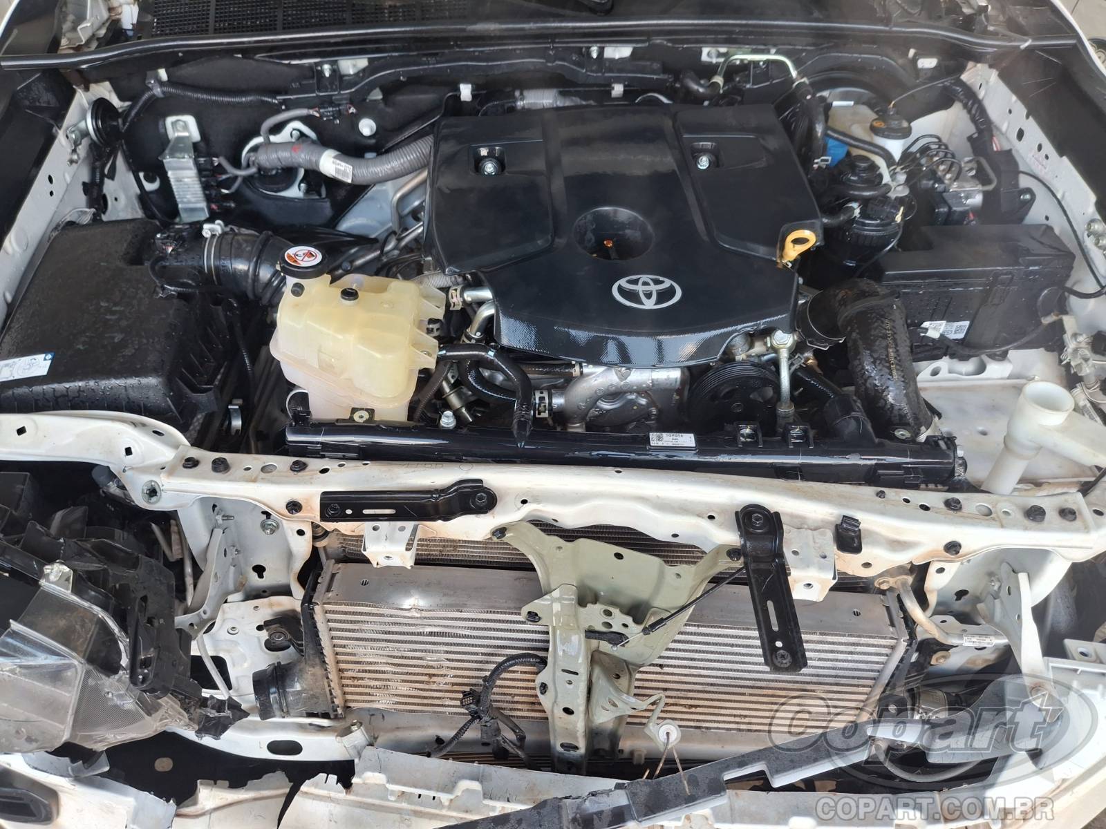 2025 TOYOTA HILUX CD — foto 7 de 11