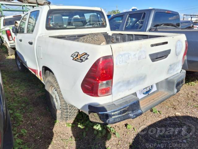 2019 TOYOTA HILUX CD 