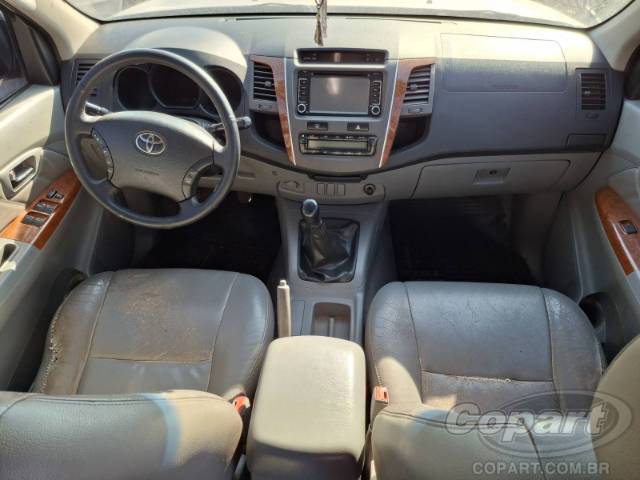 2010 TOYOTA HILUX CD 