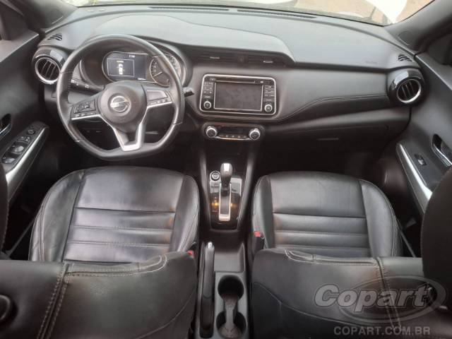 2017 NISSAN KICKS 