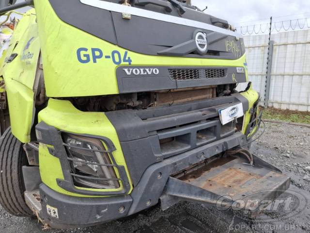 2021 VOLVO FMX 
