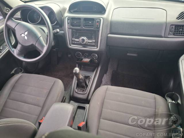 2015 MITSUBISHI PAJERO TR4 