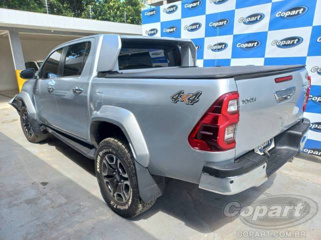 2025 TOYOTA HILUX CD 