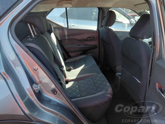 2021 NISSAN KICKS 