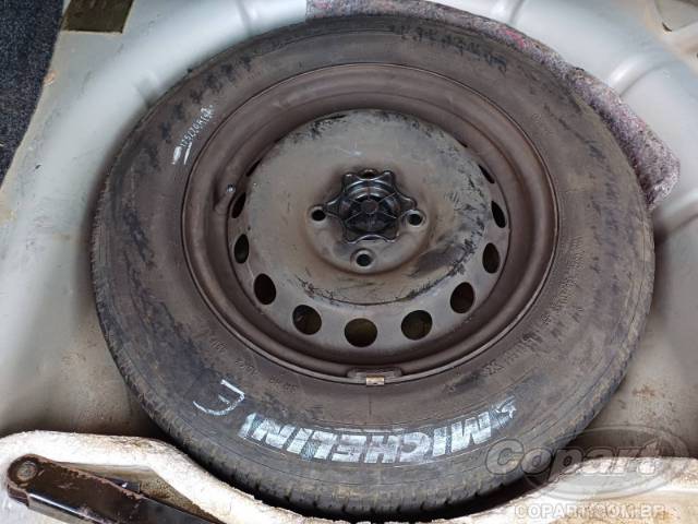 2009 FORD FIESTA SEDAN 