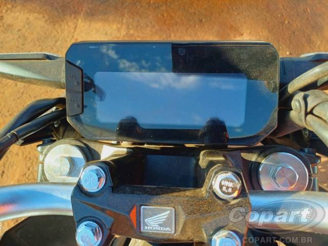 2025 HONDA CB 300F 