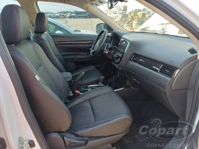 2018 MITSUBISHI OUTLANDER 