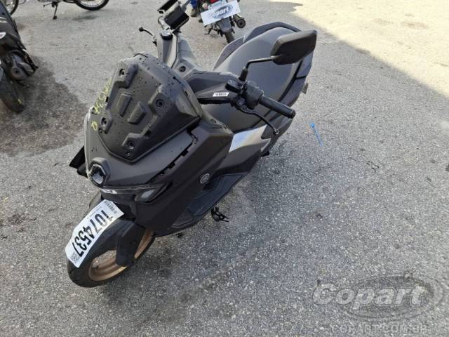 2025 YAMAHA NMAX 