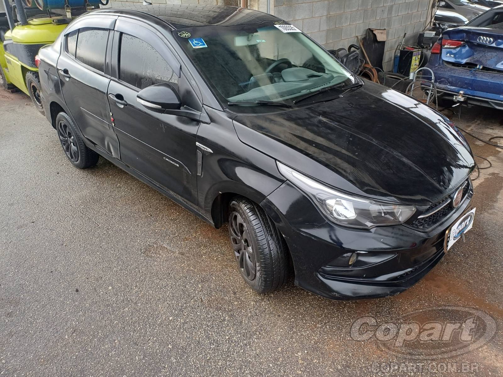 Veículo Fiat Cronos FIAT CRONOS 1.8 16V Flex 2019 em leilão