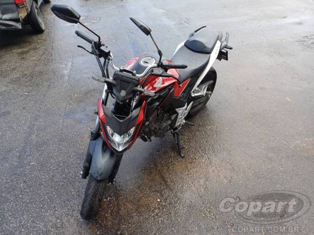 2025 HONDA CB 300F 