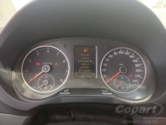 2013 VOLKSWAGEN FOX 
