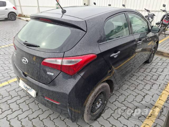 2015 HYUNDAI HB20 