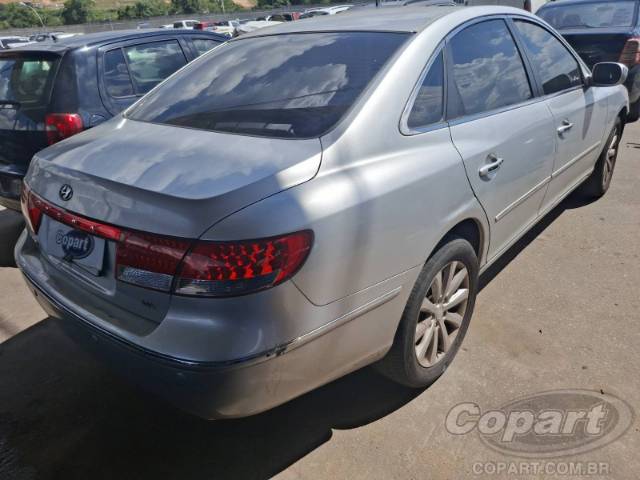 2009 HYUNDAI AZERA 