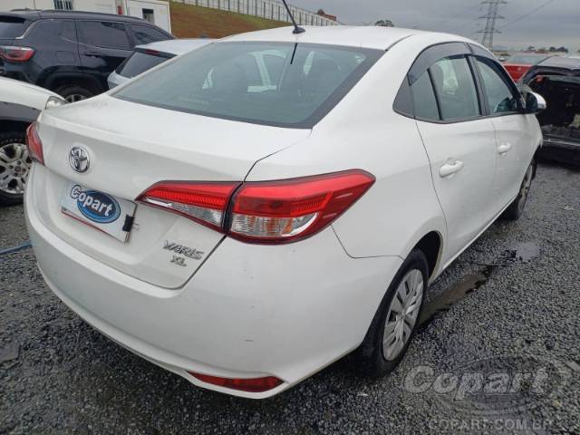 2020 TOYOTA YARIS SEDA 