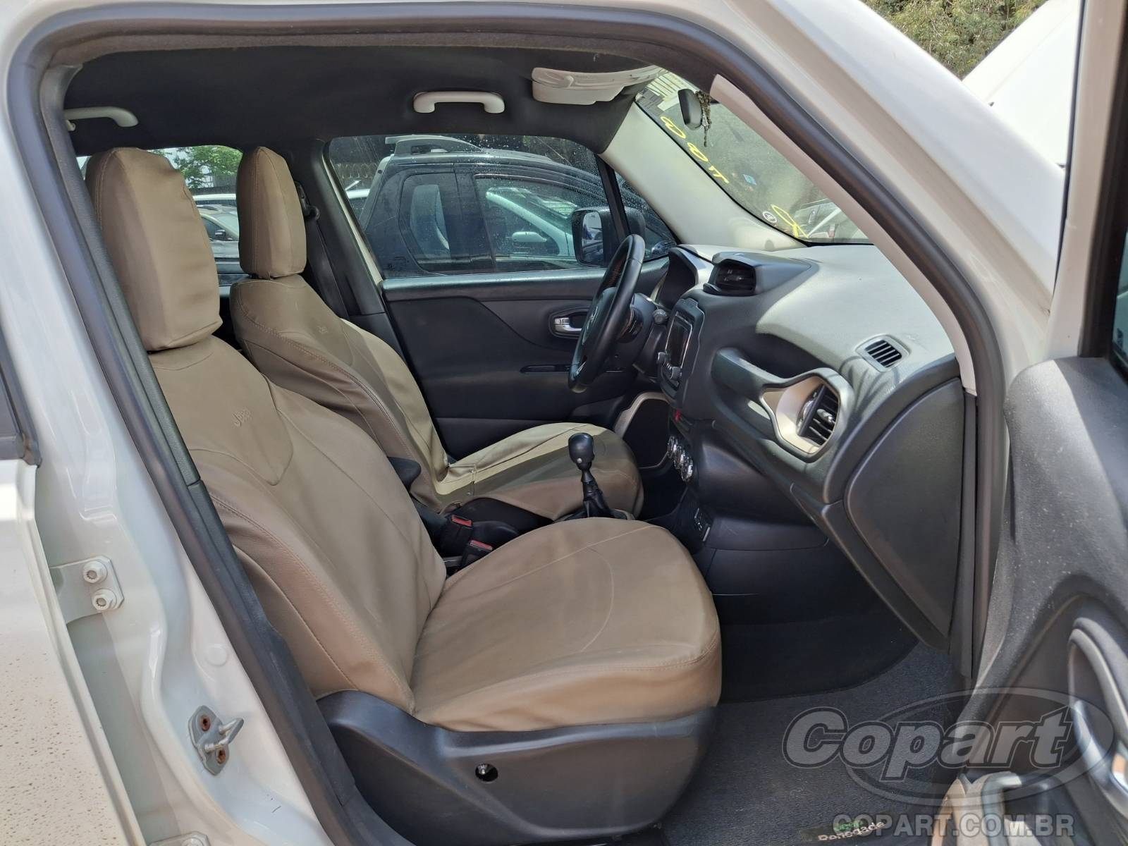 2016 JEEP RENEGADE — foto 5 de 10