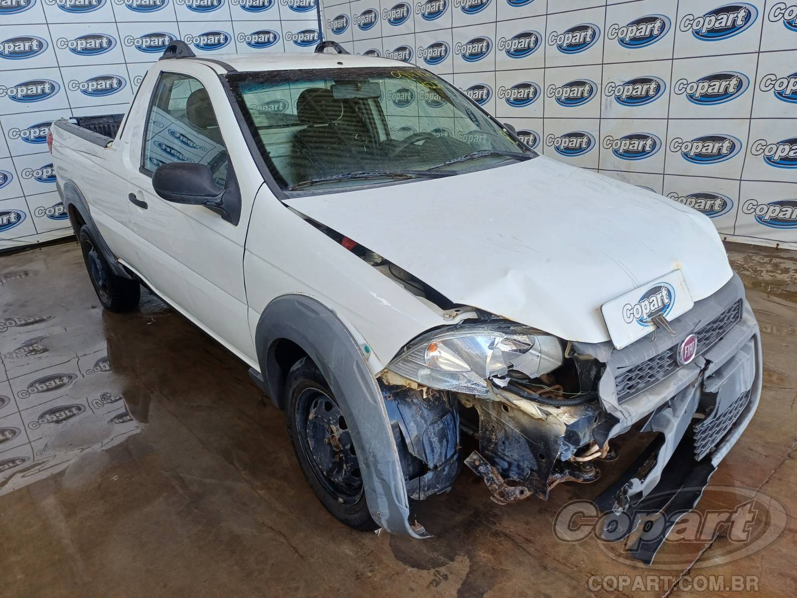 Fiat Strada Working 1.4 Evo 2018 Médio Dano Frontal