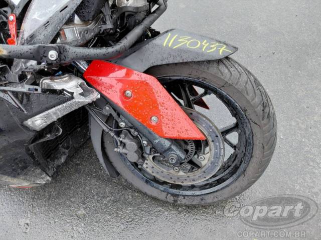 2024 YAMAHA XMAX 