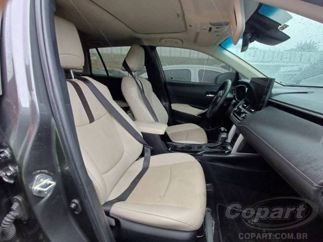 2026 TOYOTA COROLLA CROSS 