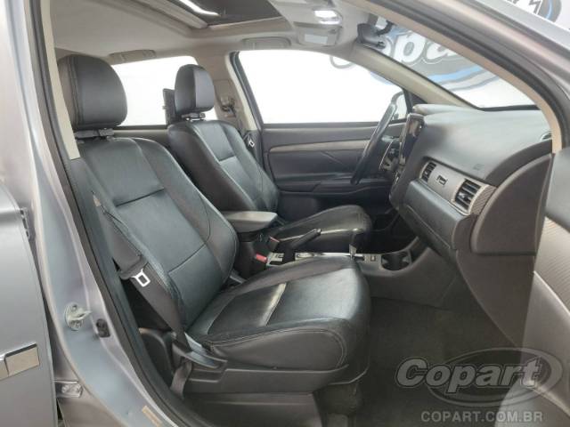 2014 MITSUBISHI OUTLANDER 