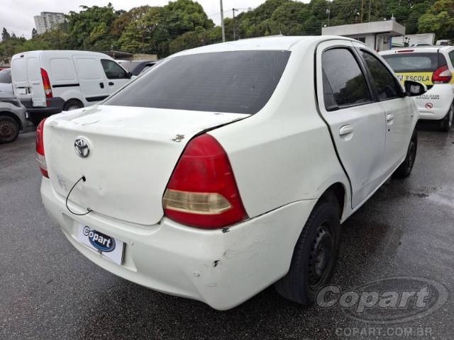 2017 TOYOTA ETIOS SEDA 