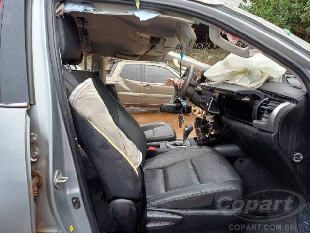 2021 TOYOTA HILUX CD 