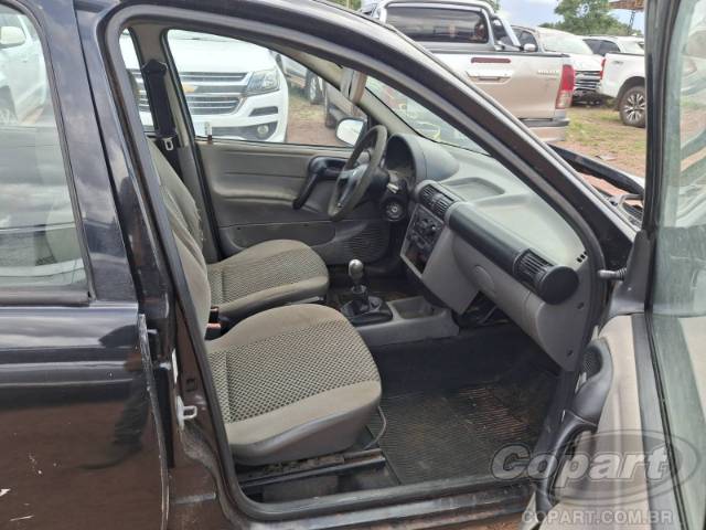 2010 CHEVROLET CLASSIC 