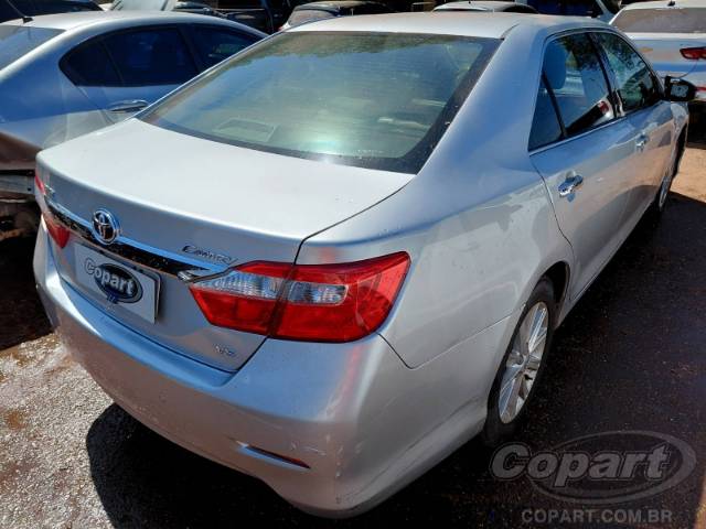 2013 TOYOTA CAMRY 