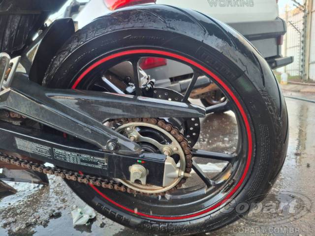 2025 HONDA CB 300F 