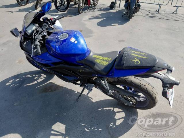2023 YAMAHA YZF R3 