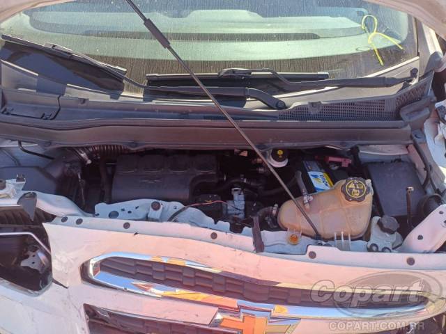 2016 CHEVROLET SPIN 