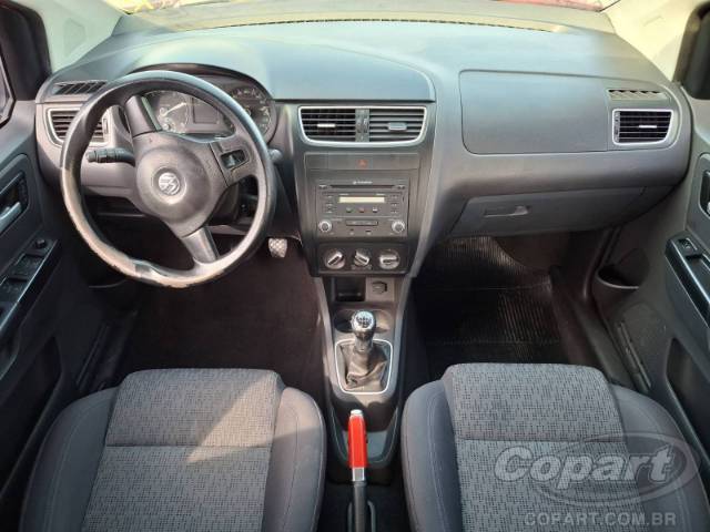 2013 VOLKSWAGEN FOX 