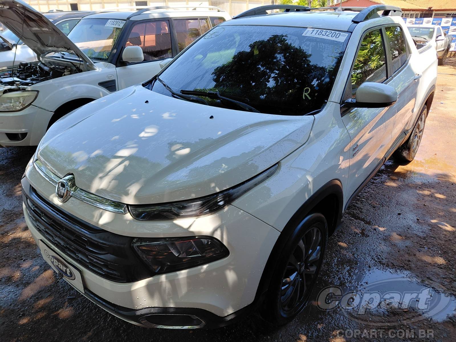 Foto 2: 2019 FIAT TORO