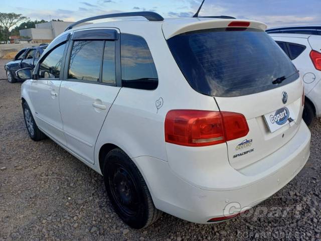 2013 VOLKSWAGEN SPACEFOX 