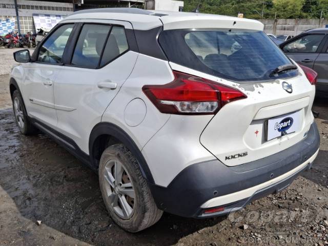 2018 NISSAN KICKS 